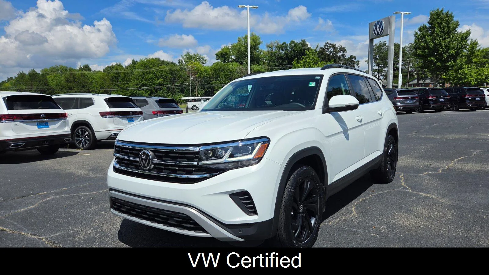2023 Volkswagen Atlas SE w/Tech