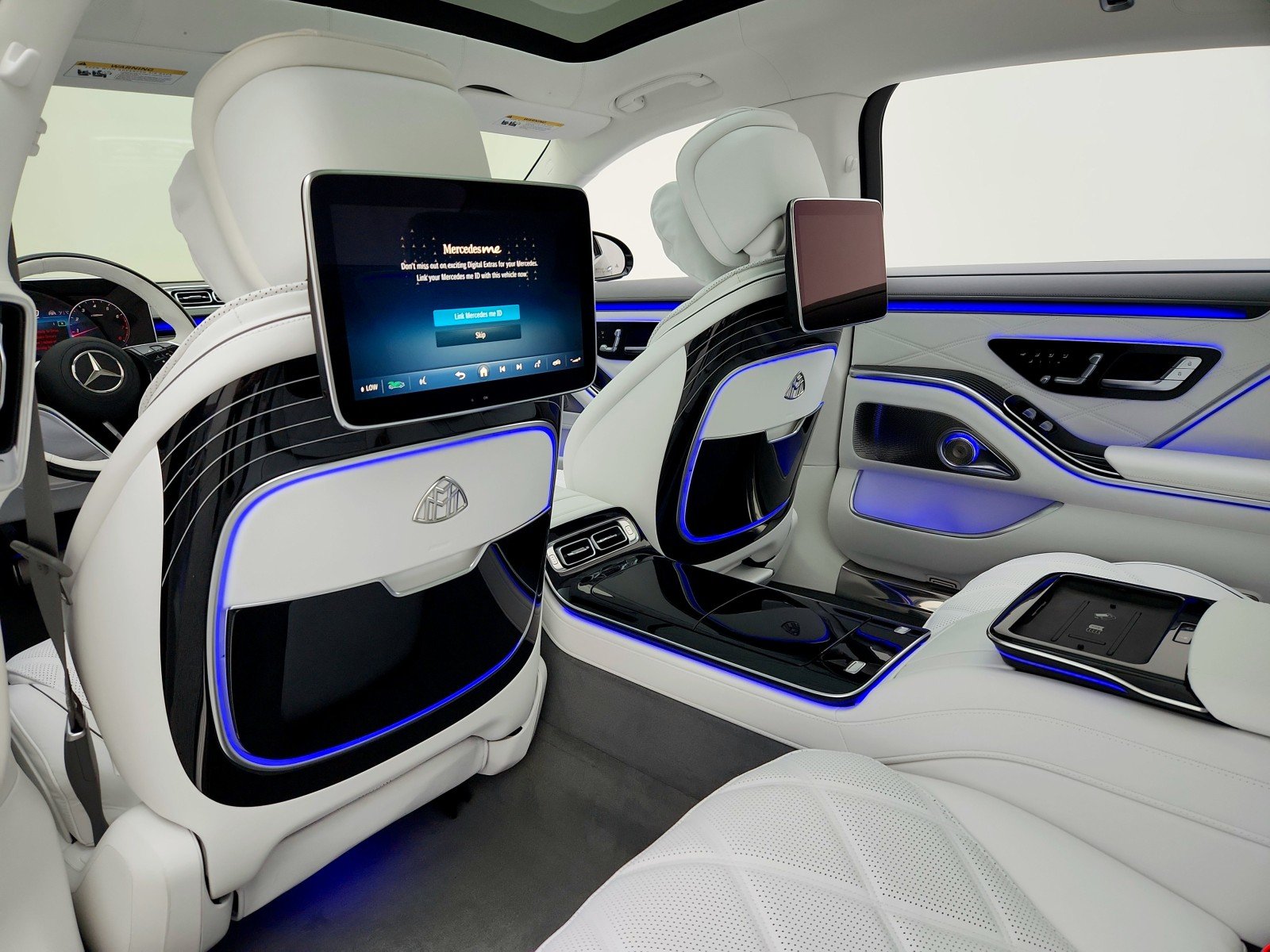 New 2026 MANUFAKTUR Mystic Blue Metallic Mercedes-Benz Maybach S 580 4MATIC® Sedan image 18