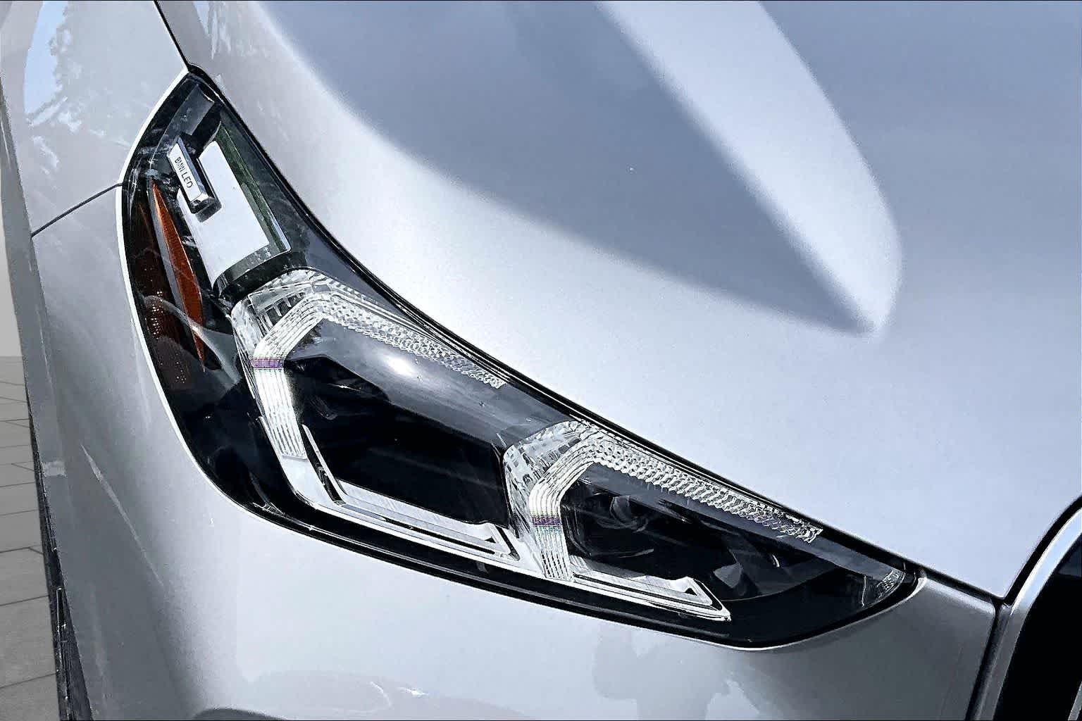 New 2026 Space Silver Metallic BMW xDrive28i image 13