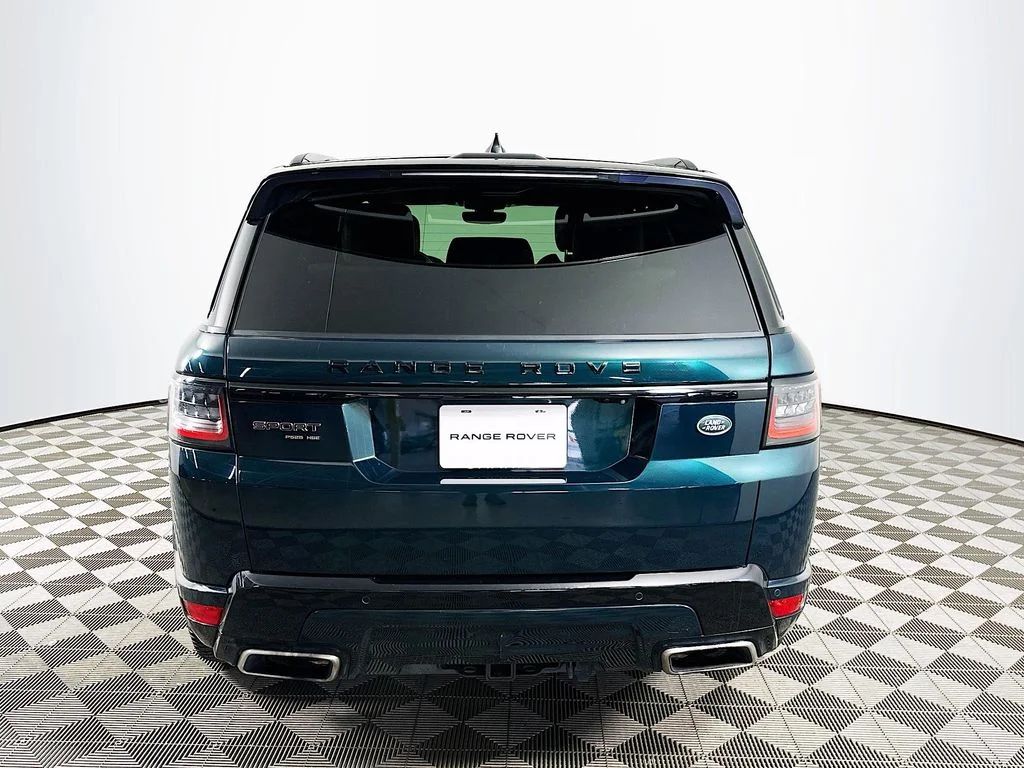 Used 2020 Green Land Rover HSE Dynamic image 5