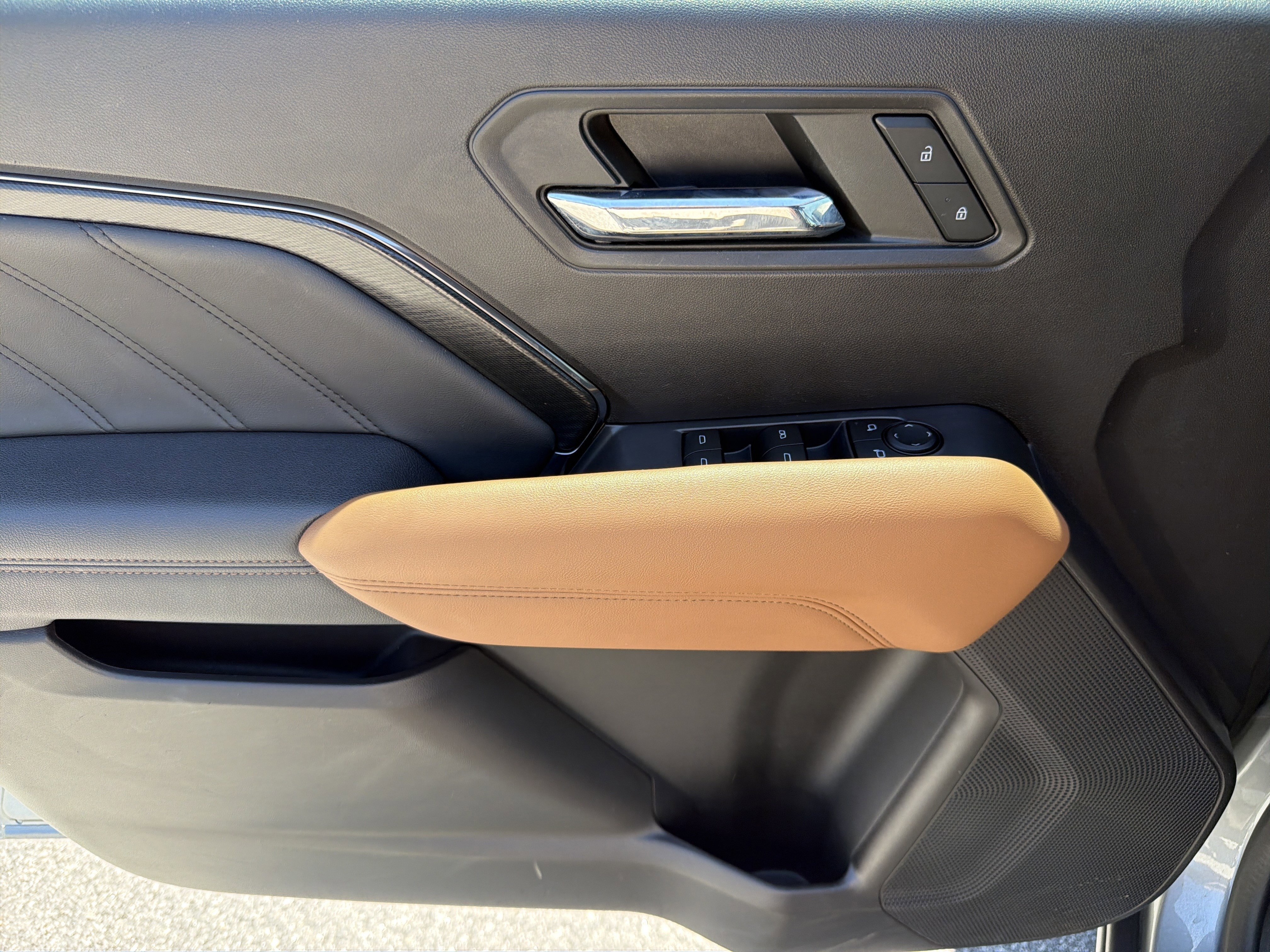 2023 GMC Canyon AT4 - Photo 15