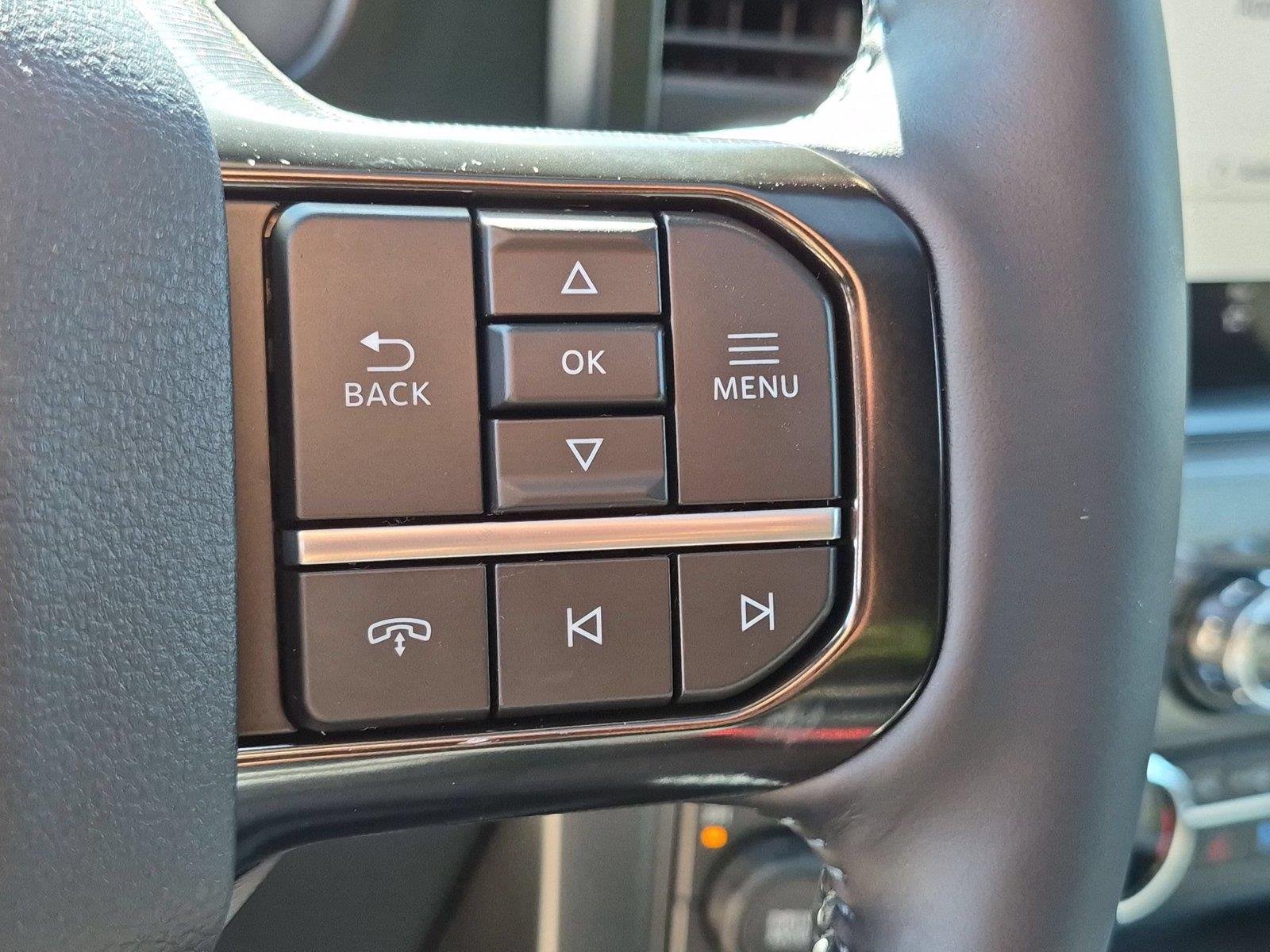 New 2027 Star White Metallic Tri-Coat Ford F-250® Platinum® image 20