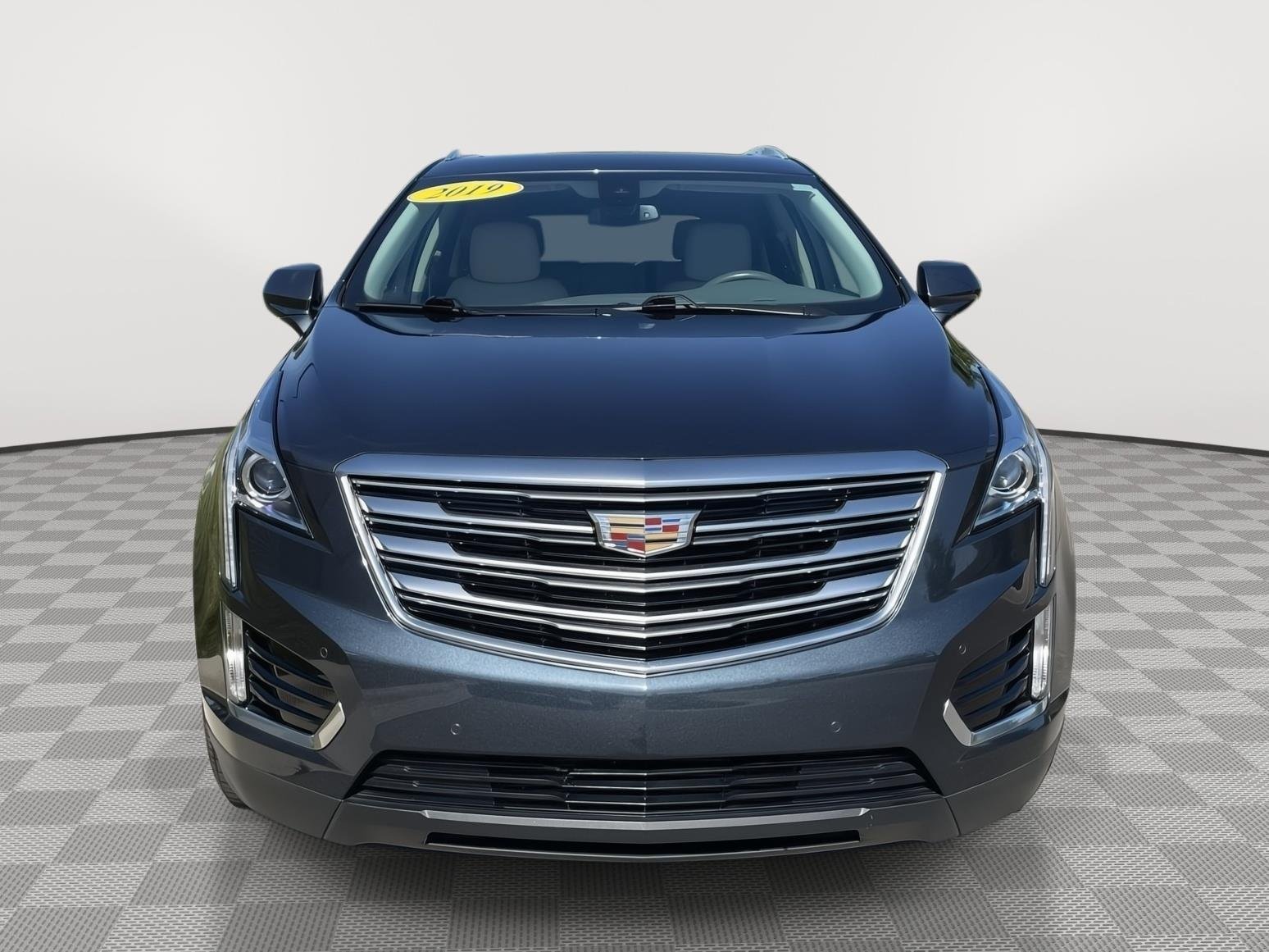 Used 2019 Shadow Metallic Cadillac Luxury FWD image 21