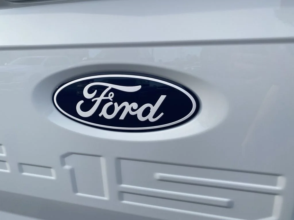 New 2026 Oxford White Ford XLT image 44