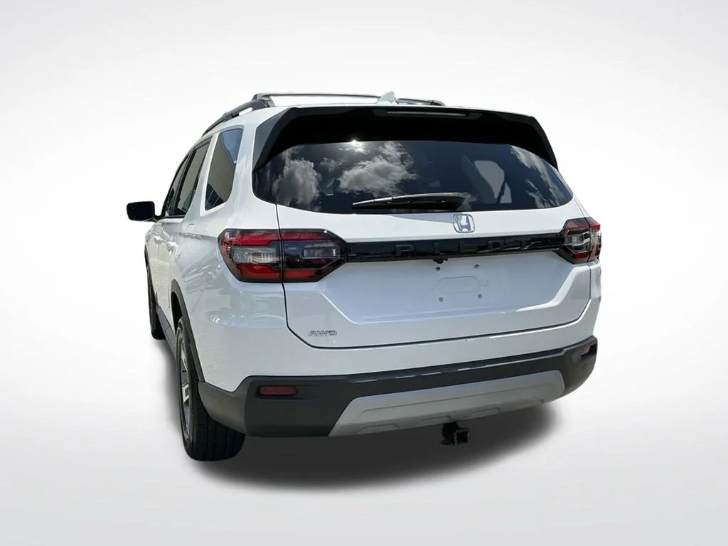 Used 2023 White Honda EX-L image 13