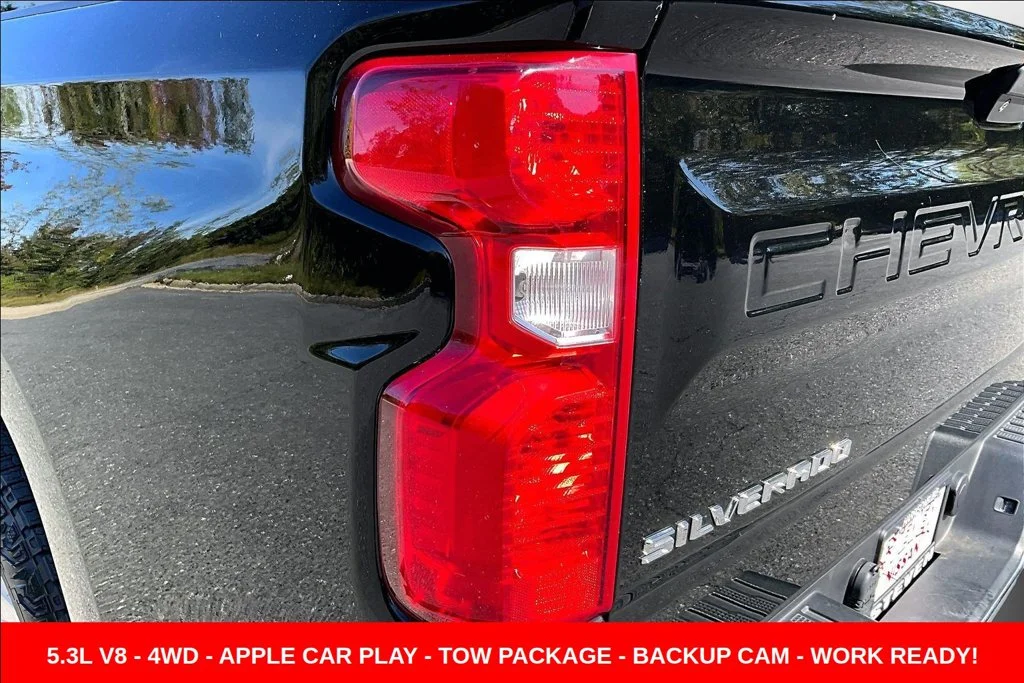 Used 2020 Black Chevrolet LT image 28