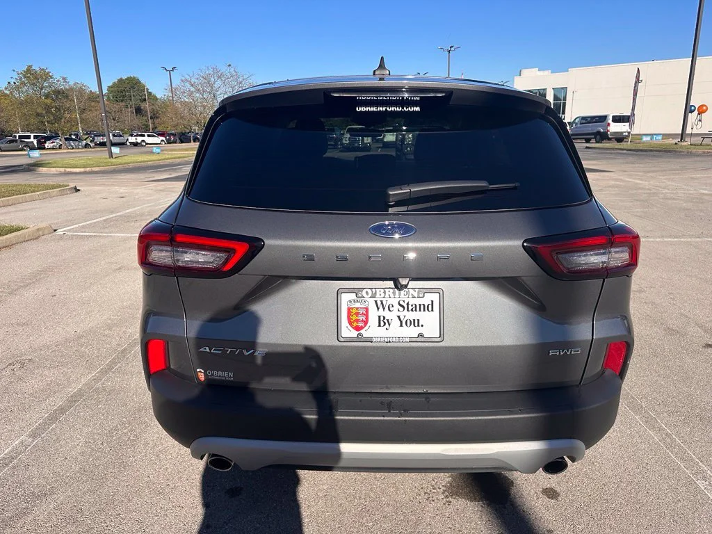 Used 2023 Gray Ford Active image 10