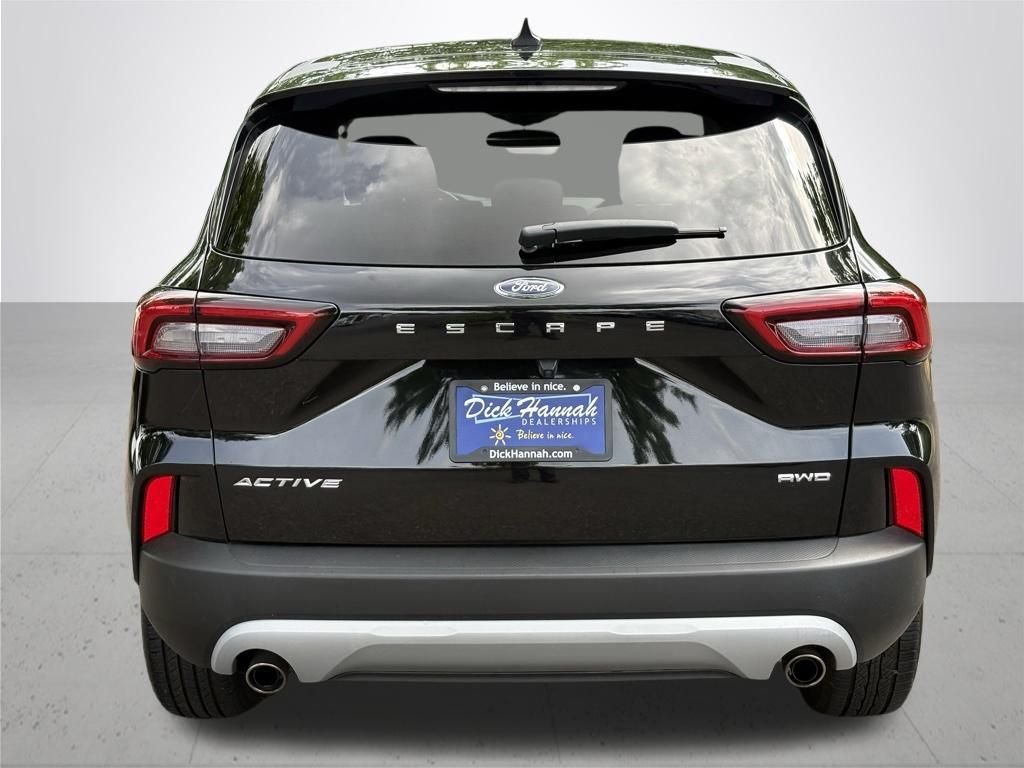 Used 2024 Black Metallic Ford Active image 7
