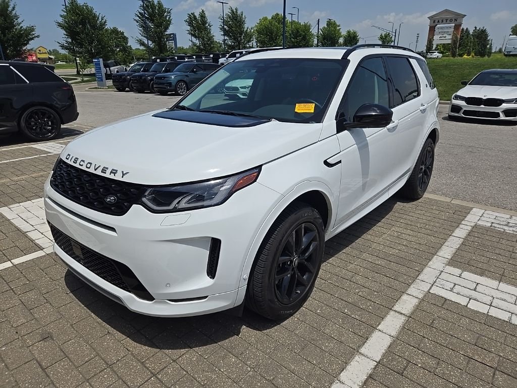 2025 Land Rover Discovery Sport 2.0 S's photo