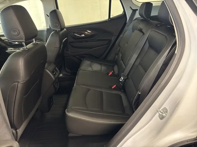 Used 2020 WHITE FROST TRICOAT GMC Denali image 36