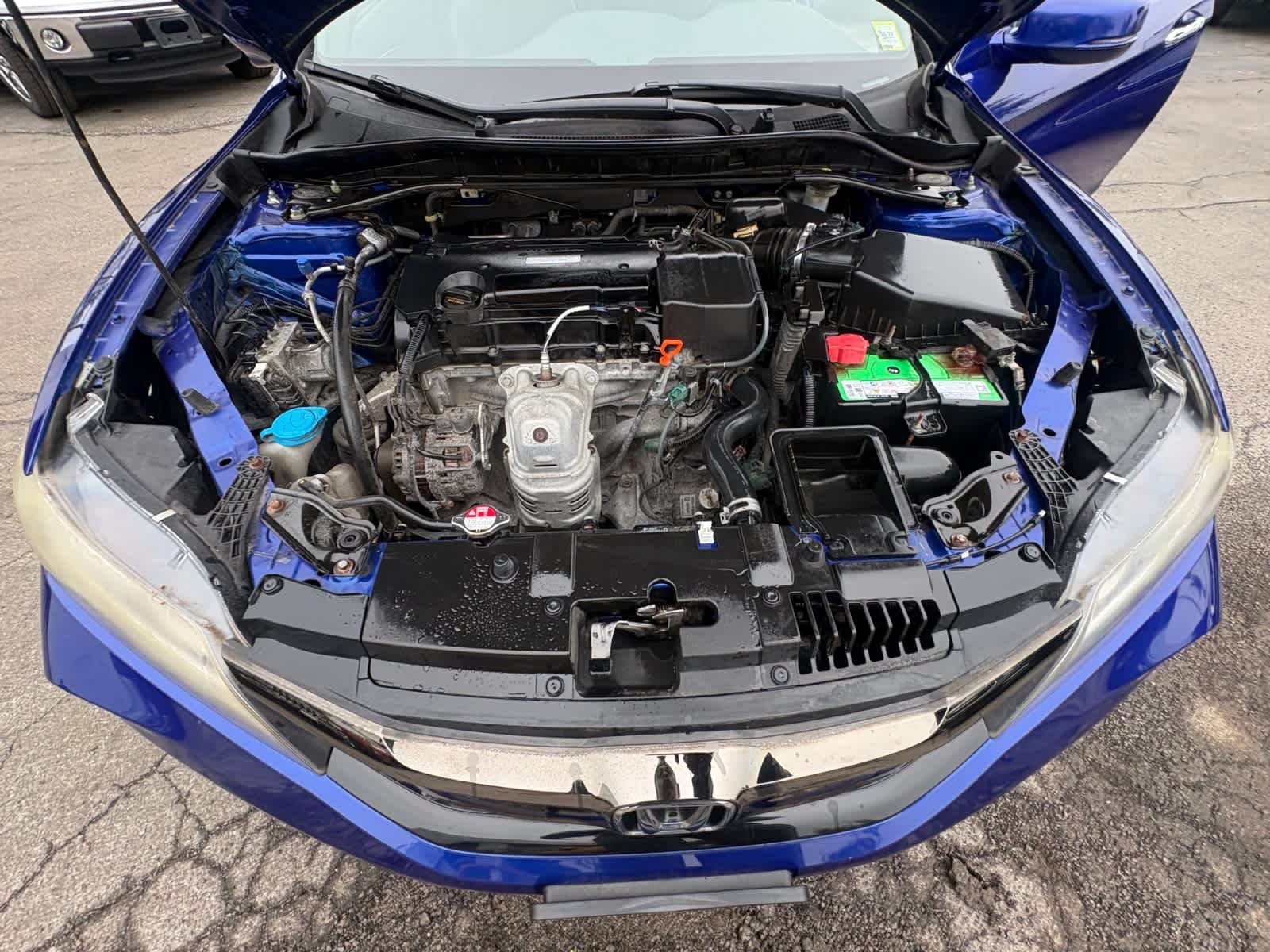 Used 2016 Deep Blue Opal Metallic Honda EX-L image 22
