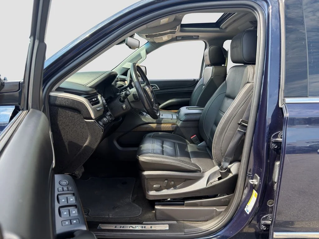 Used 2018 Blue GMC Denali image 9