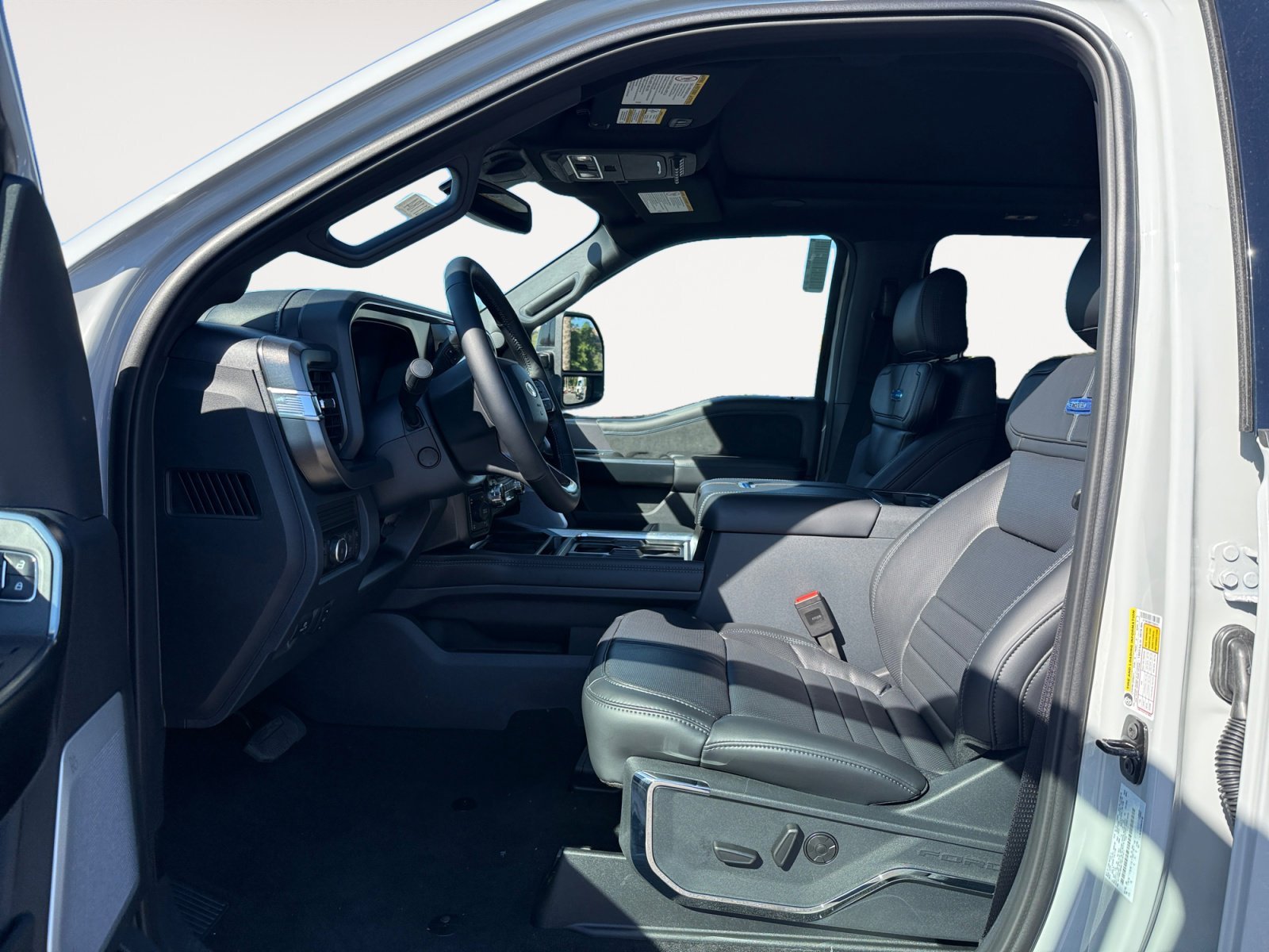 New 2026 Avalanche Ford F-350® Platinum® image 10