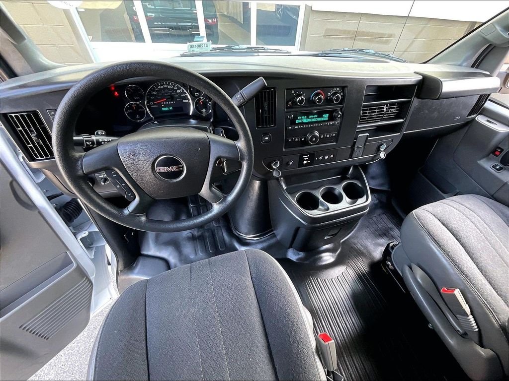 Used 2025 White GMC Work Van image 21
