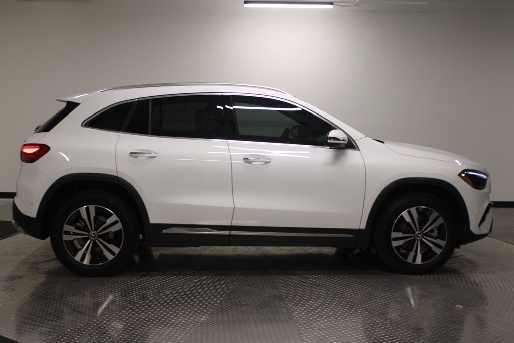 Used 2026  Mercedes-Benz GLA 250 image 8