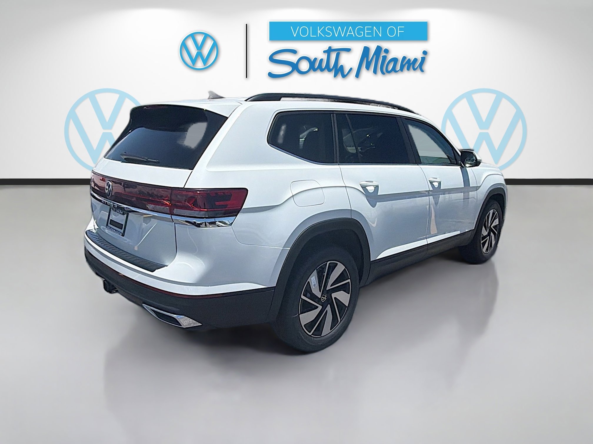 New 2026 White Pearl Volkswagen 2.0T SE w/Technology image 7
