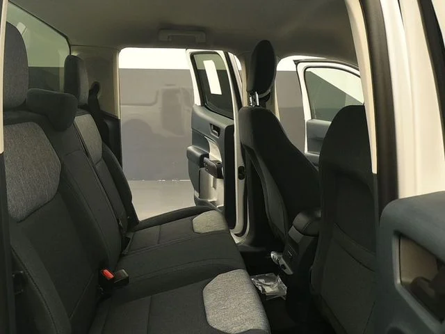 New 2026 Oxford White Ford XLT image 16