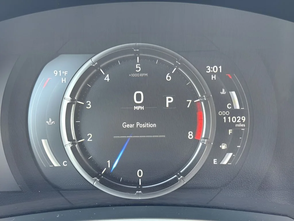 Used 2024 White Lexus 500 F SPORT Performance Premium image 19