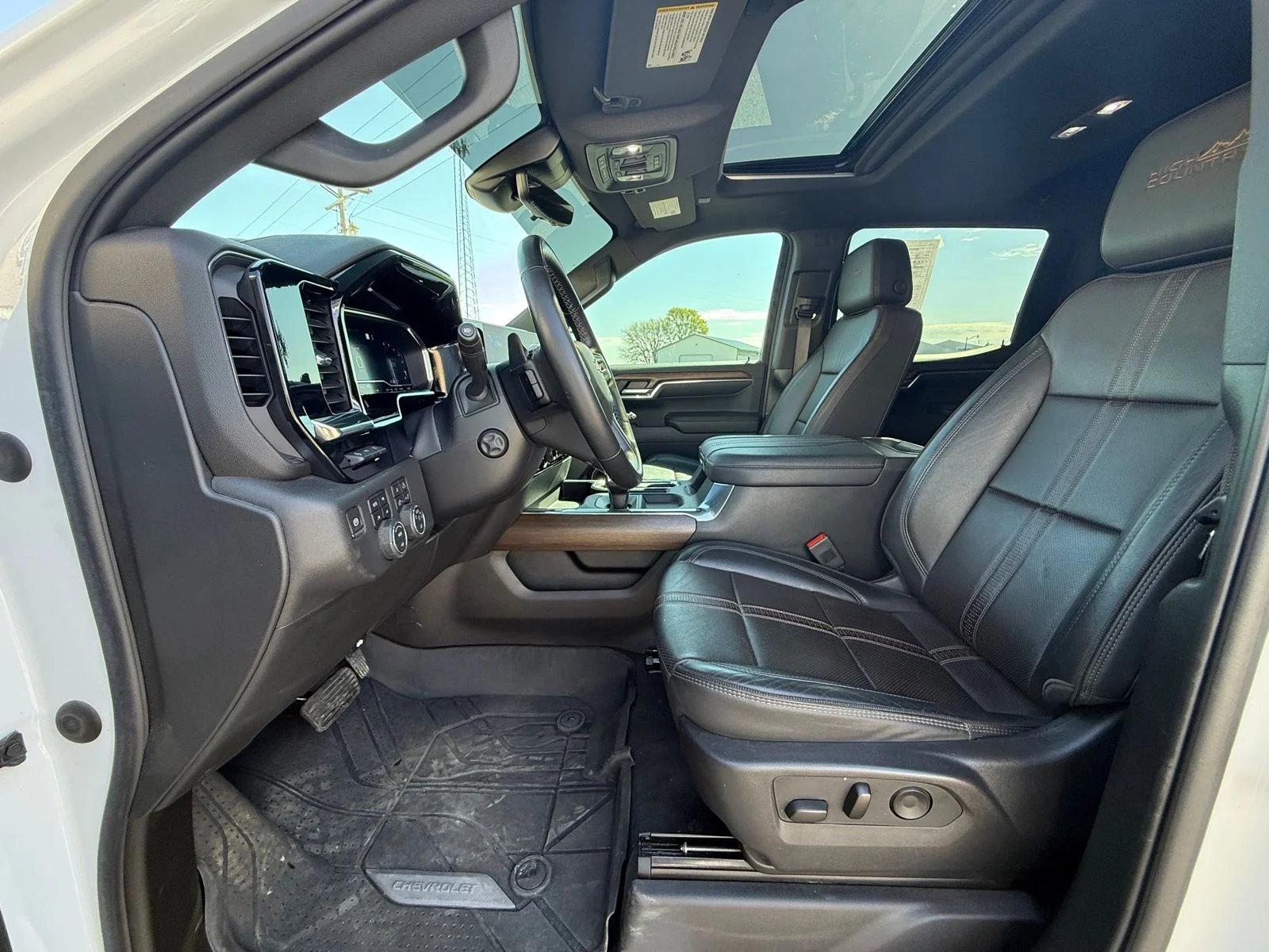 2023 Chevrolet Silverado 1500 High Country - Photo 8