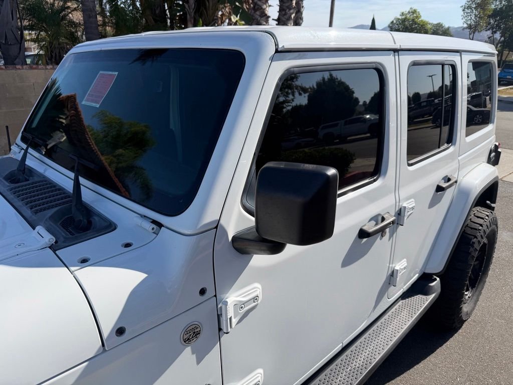 Used 2020 White Jeep Unlimited Sahara image 7