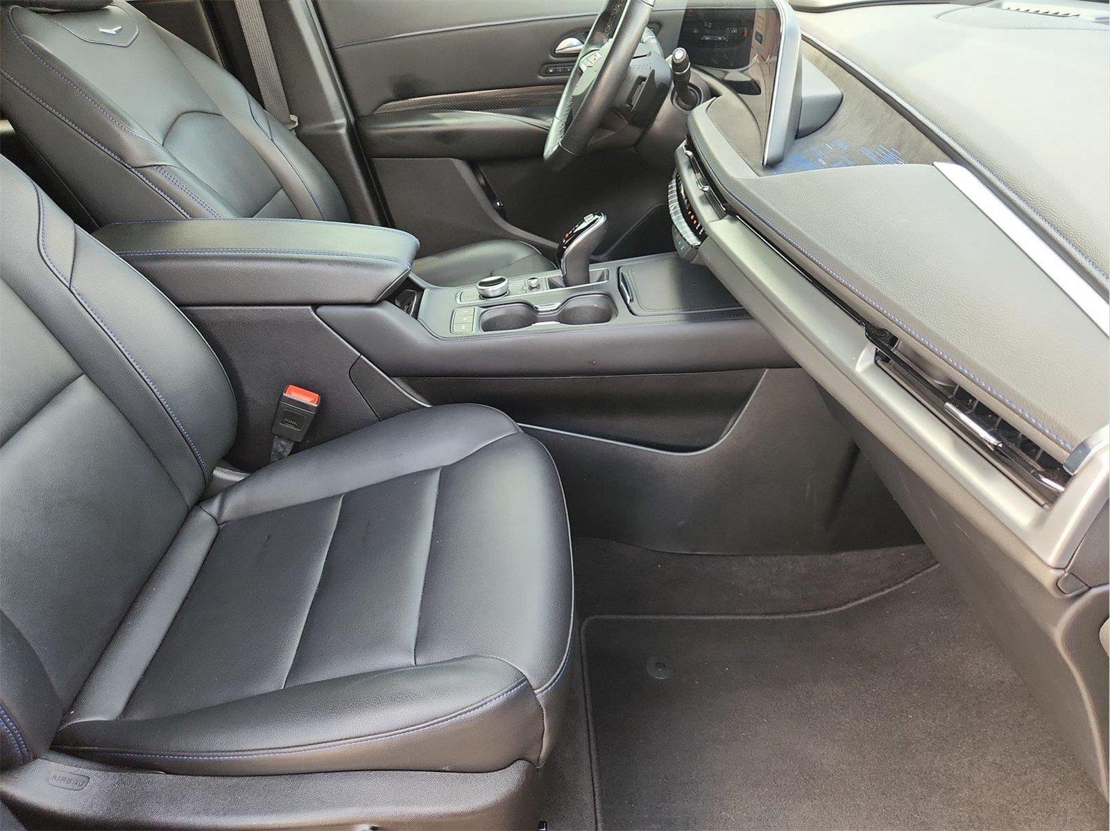 2024 Cadillac XT4 Sport - Photo 28