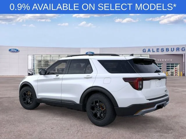 New 2026 Star White Metallic Tri-Coat Ford Tremor® image 4