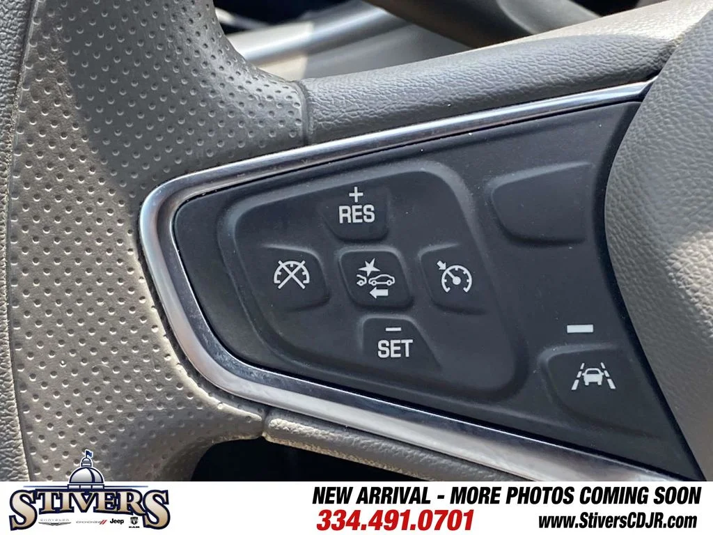 Used 2025 Blue Chevrolet LT image 31