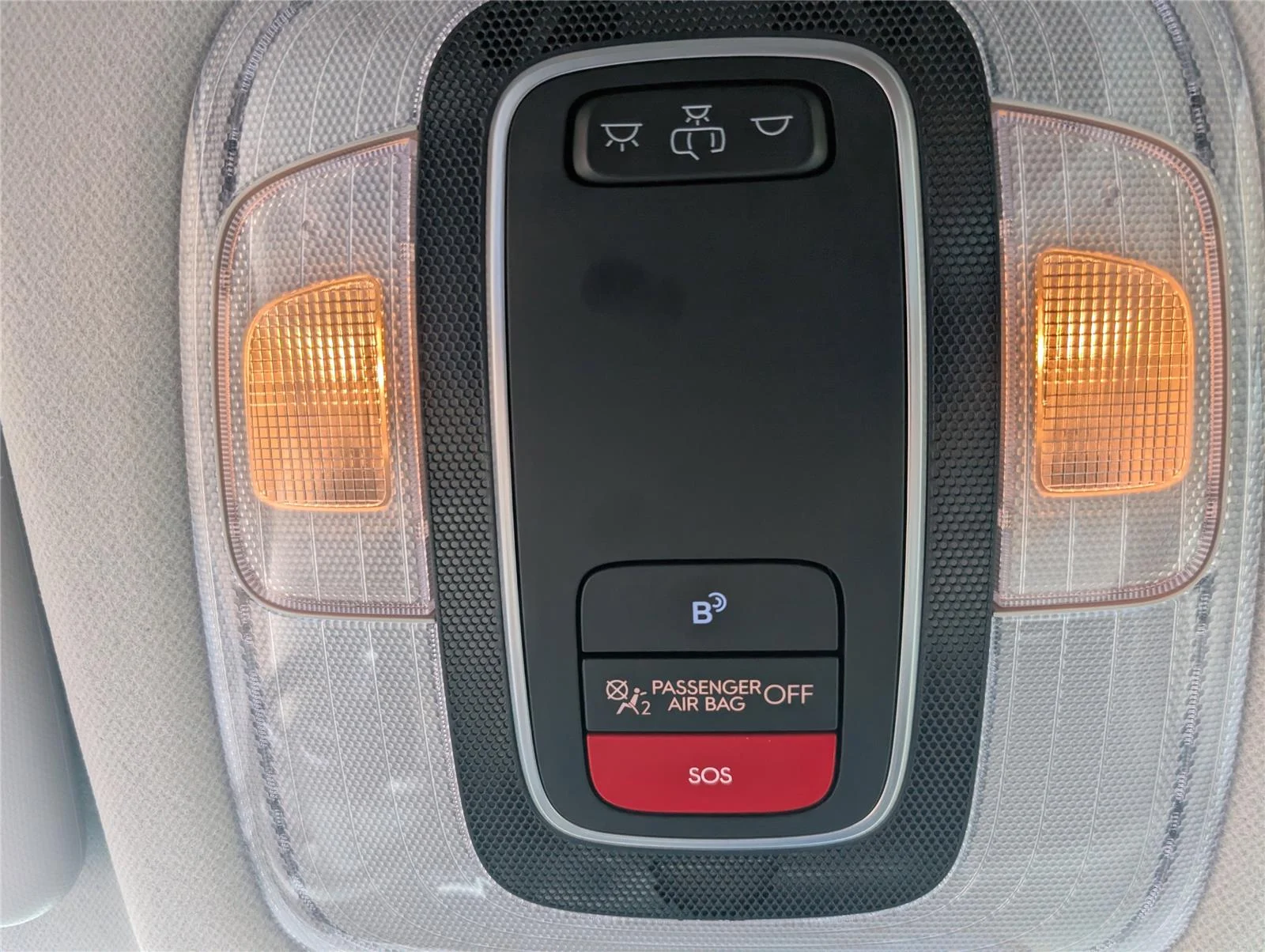 Used 2025 Atlas White Hyundai SEL image 19