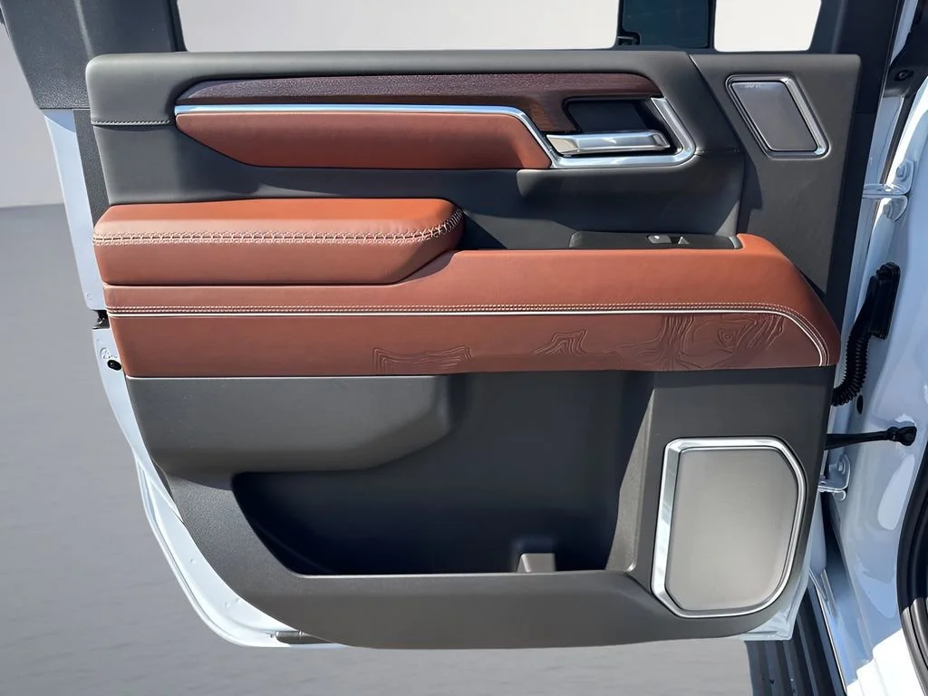 New 2026 Glacier White Tricoat GMC Denali Ultimate image 30
