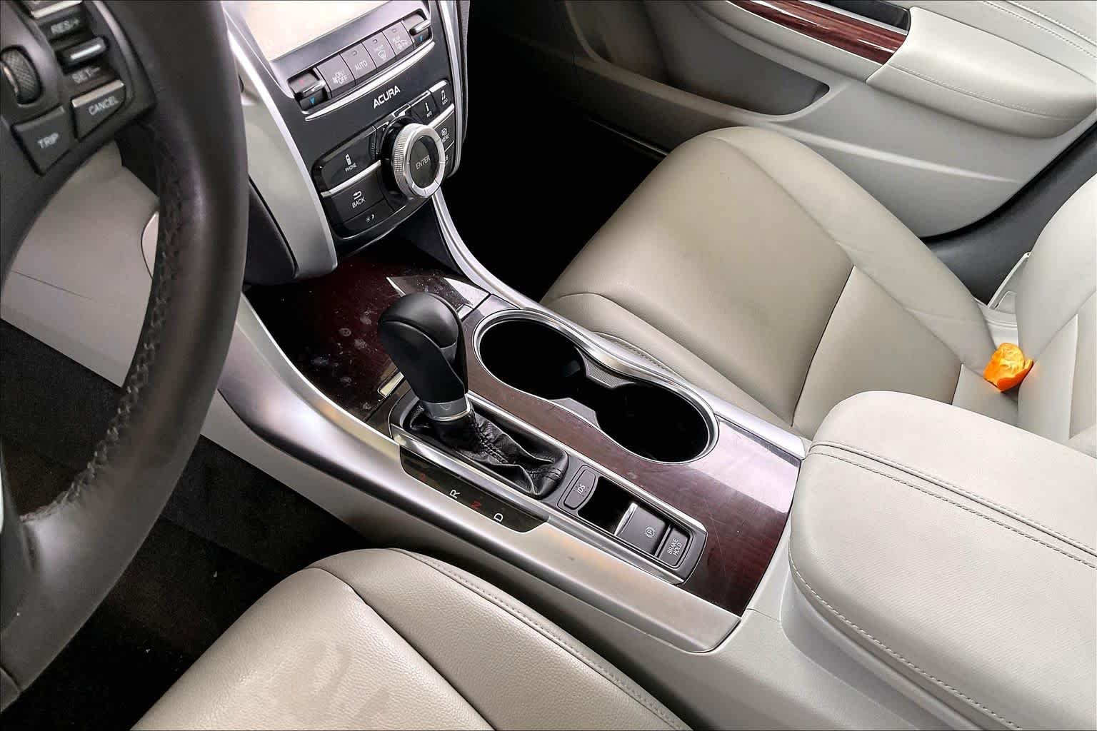Used 2015 Bellanova White Pearl Acura  image 14