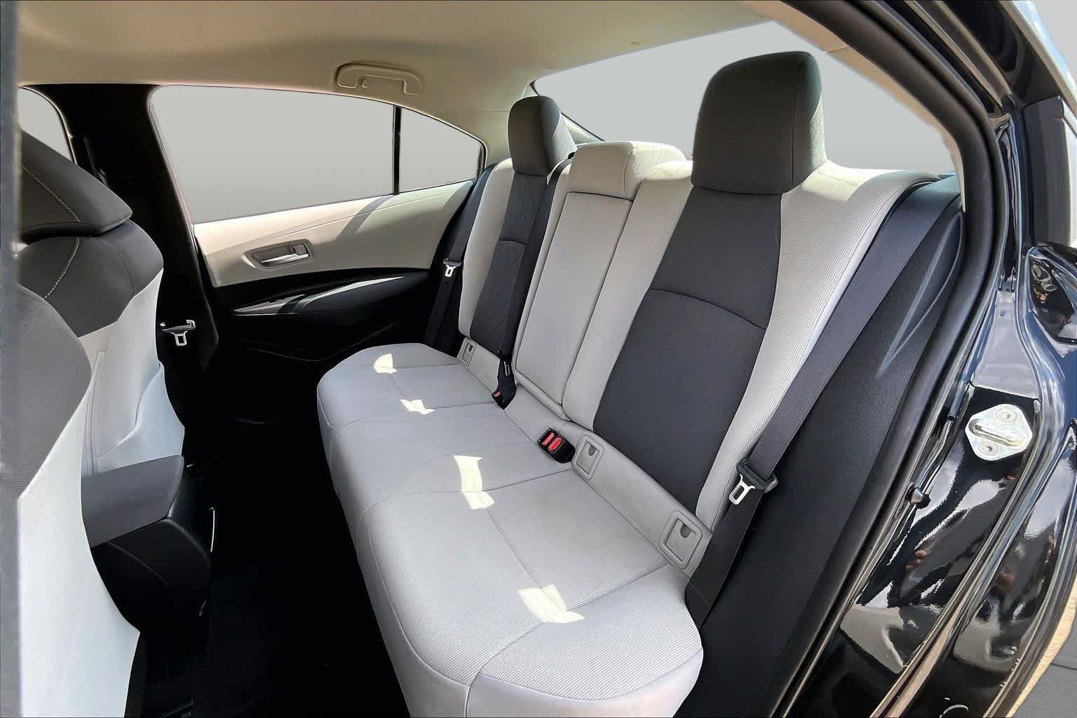 Used 2020 Black Sand Pearl Toyota LE image 20