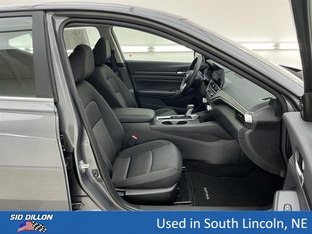 Used 2025 Gun Metallic Nissan SV image 26