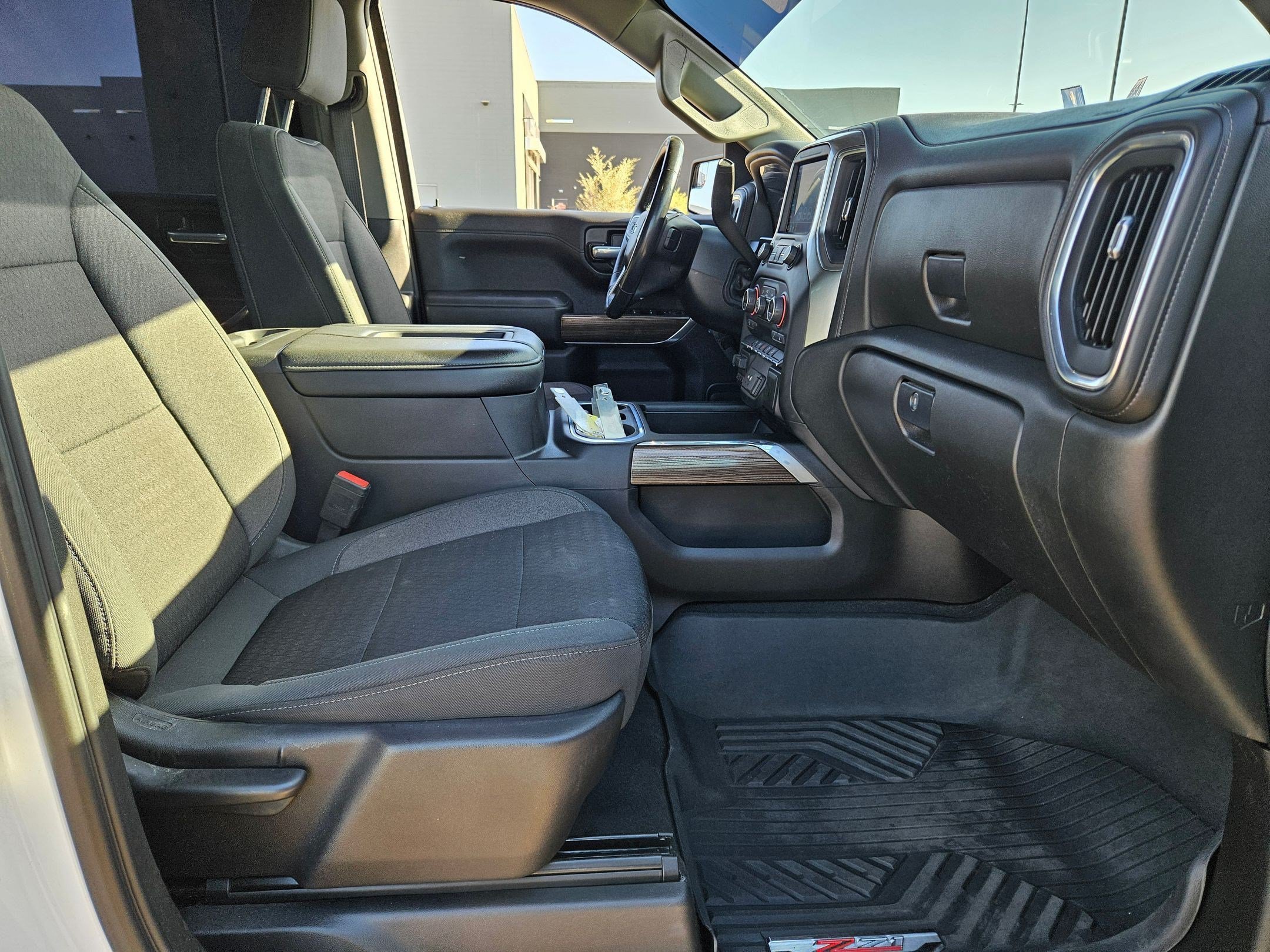 Certified Used 2021 IRIDESCENT PEARL TRICOAT Chevrolet LT Trail Boss image 26