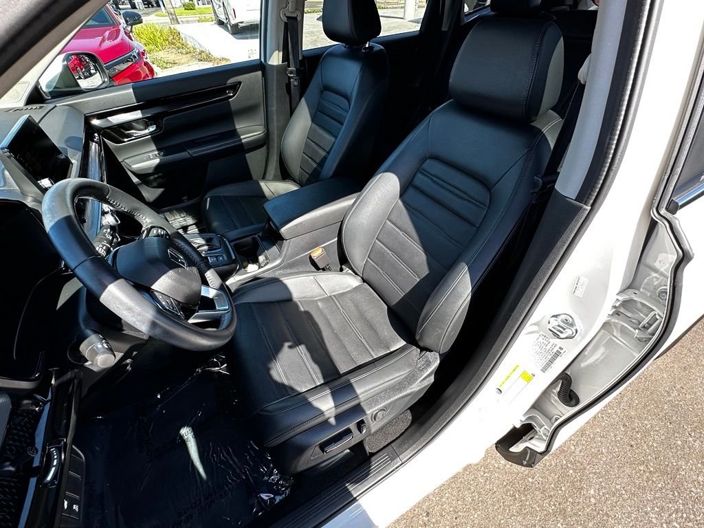 Used 2024  Honda EX-L image 21