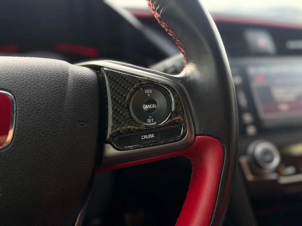Used 2018  Honda Touring image 19