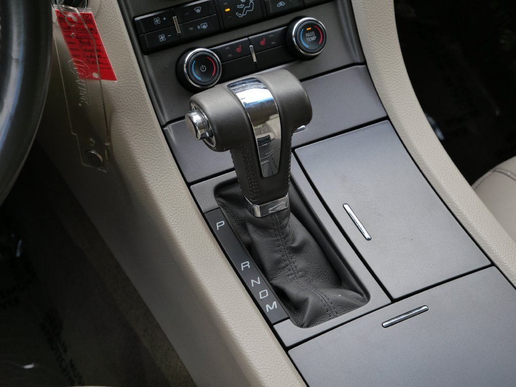 Used 2010 Red Ford SEL image 18