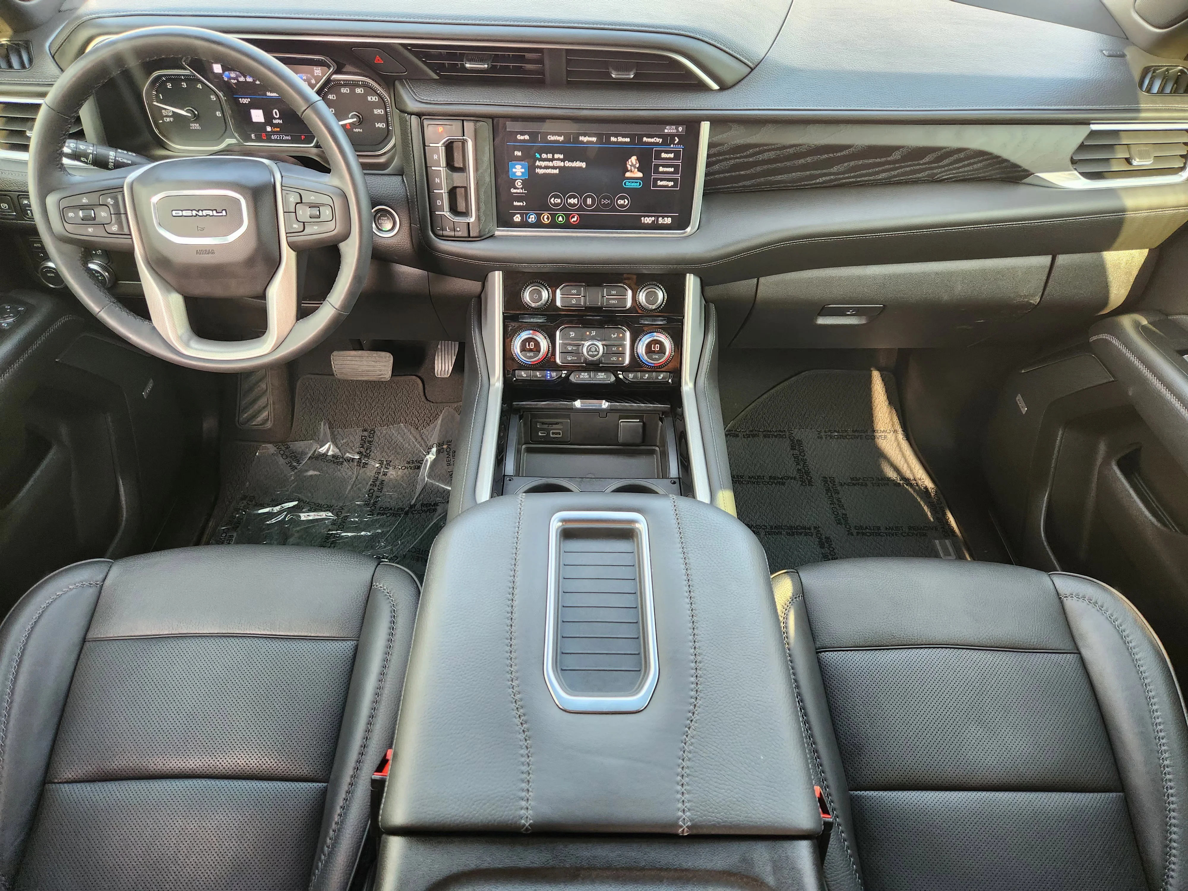 Used 2021 Onyx Black GMC Denali image 26