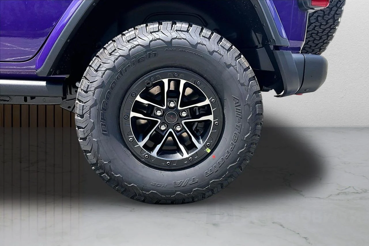 New 2026 Reign Jeep Rubicon X image 32