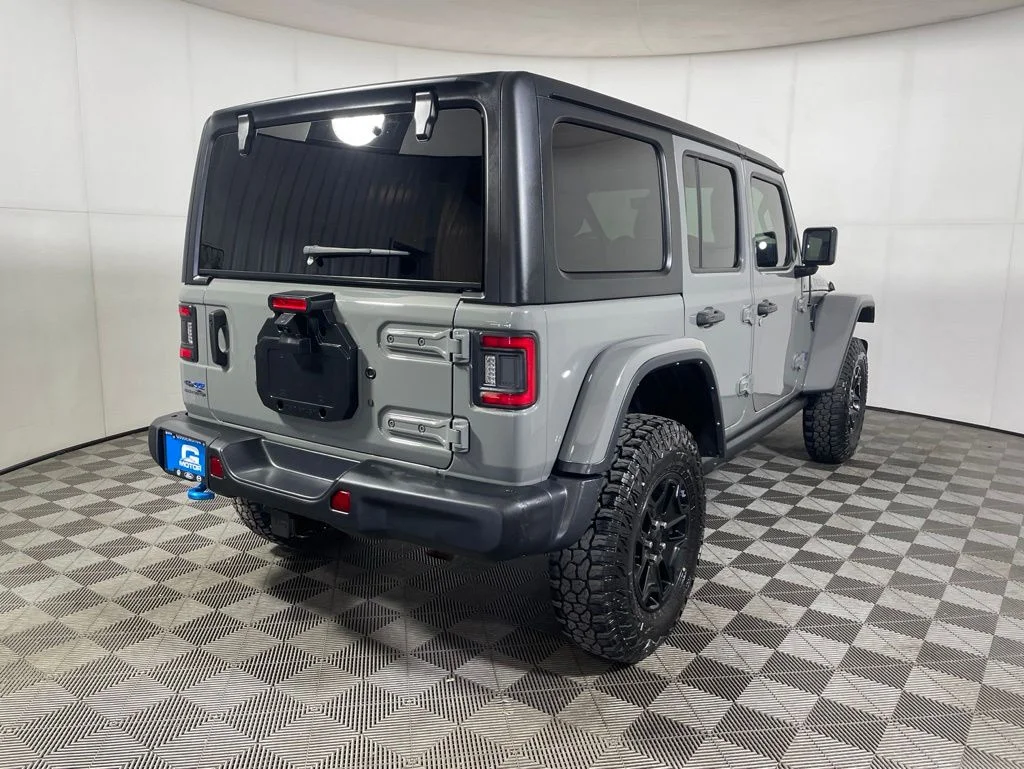 Used 2023 Gray Clearcoat Jeep Rubicon 4xe image 7