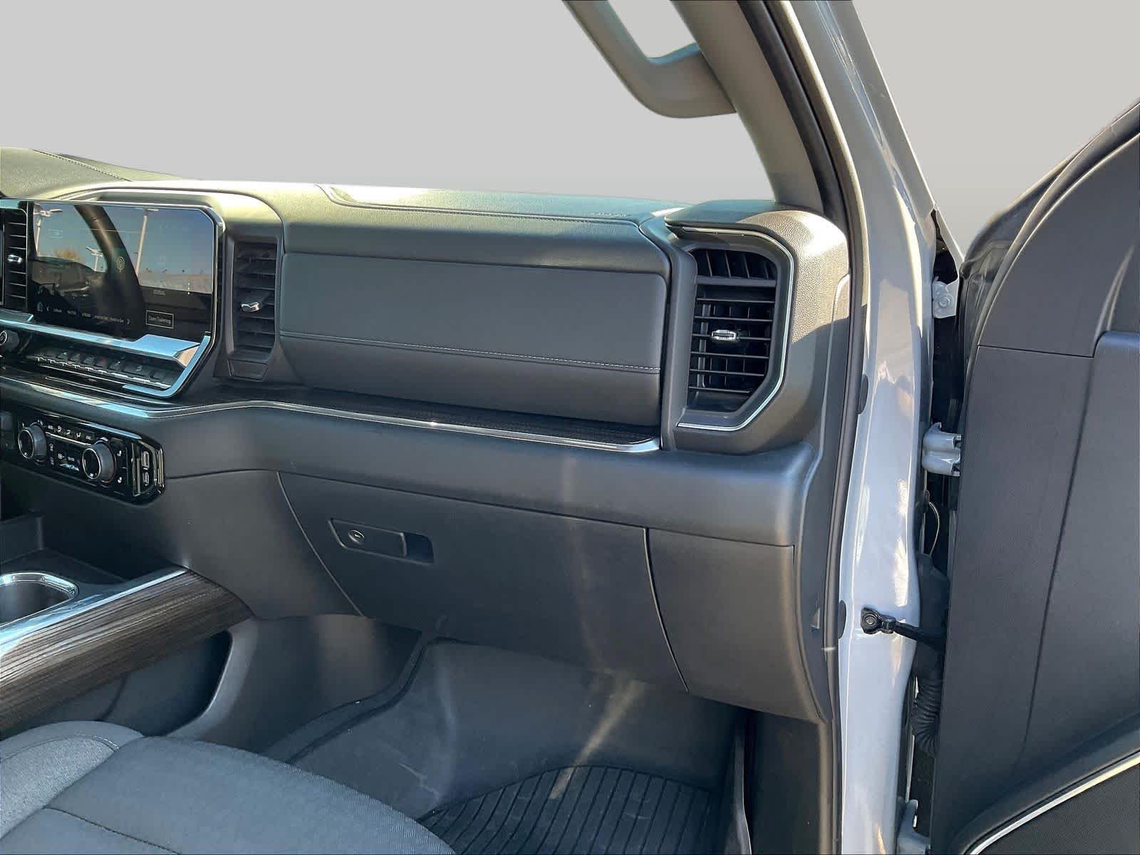 2024 Chevrolet Silverado 1500 RST - Photo 29