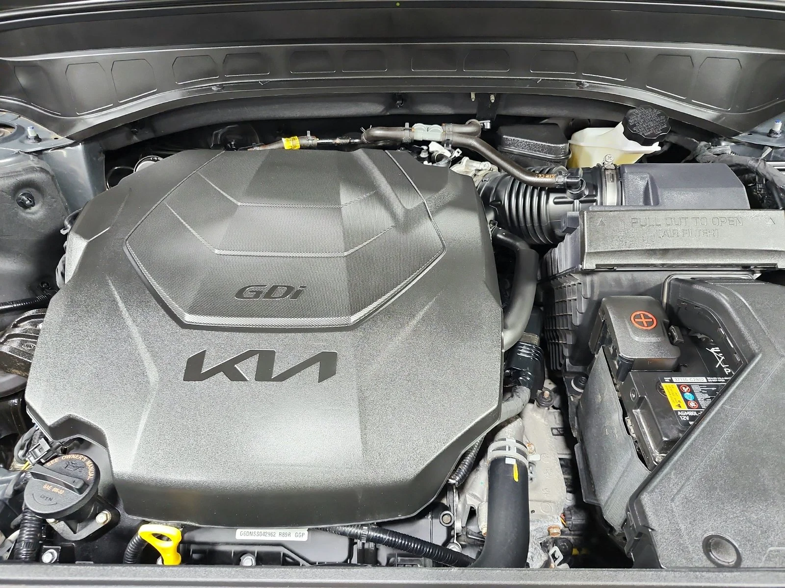Used 2025  Kia S image 17