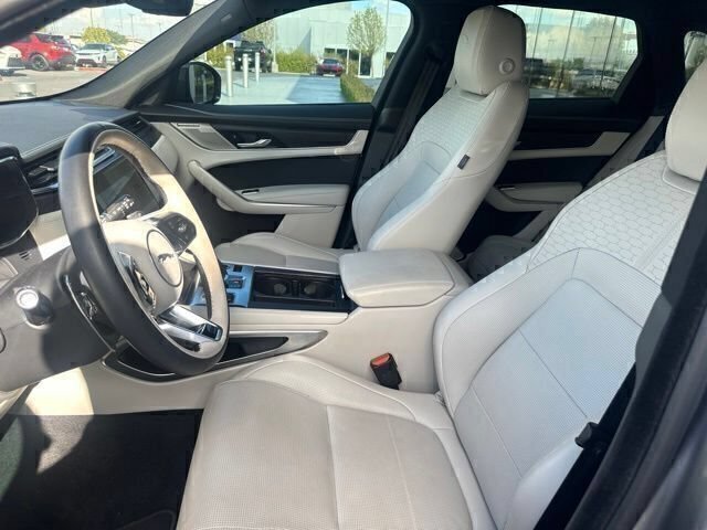 Used 2026 Gray Jaguar P250 R-Dynamic S image 9