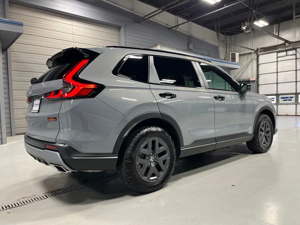 Used 2026 Urban Gray Pearl Honda TrailSport image 7