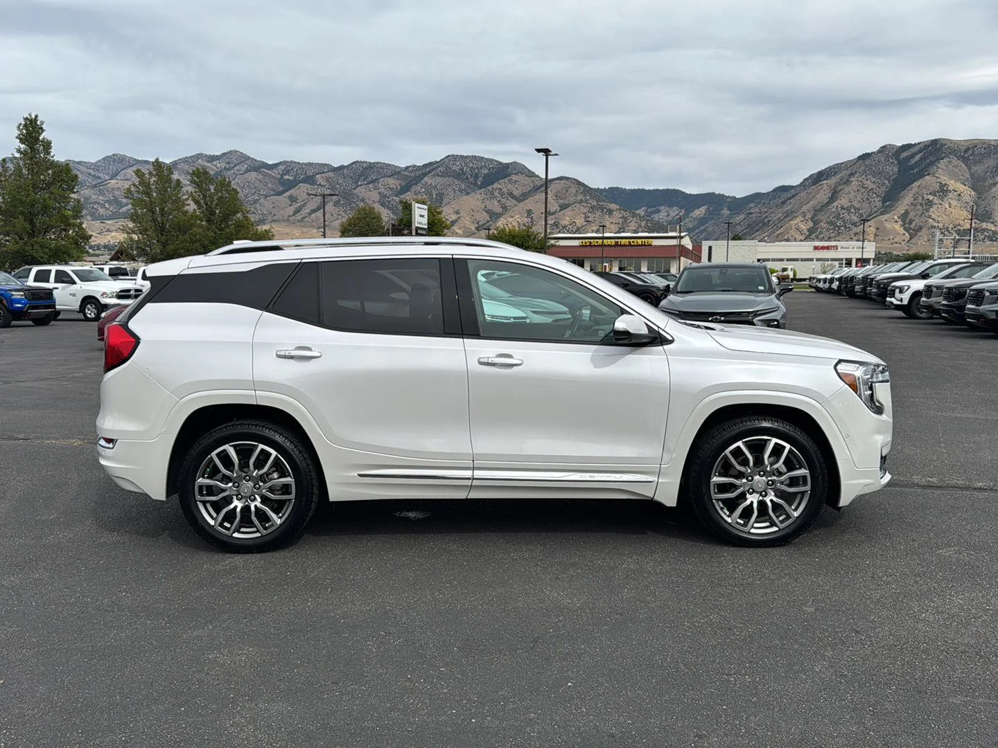 2022 GMC Terrain Denali - Photo 12