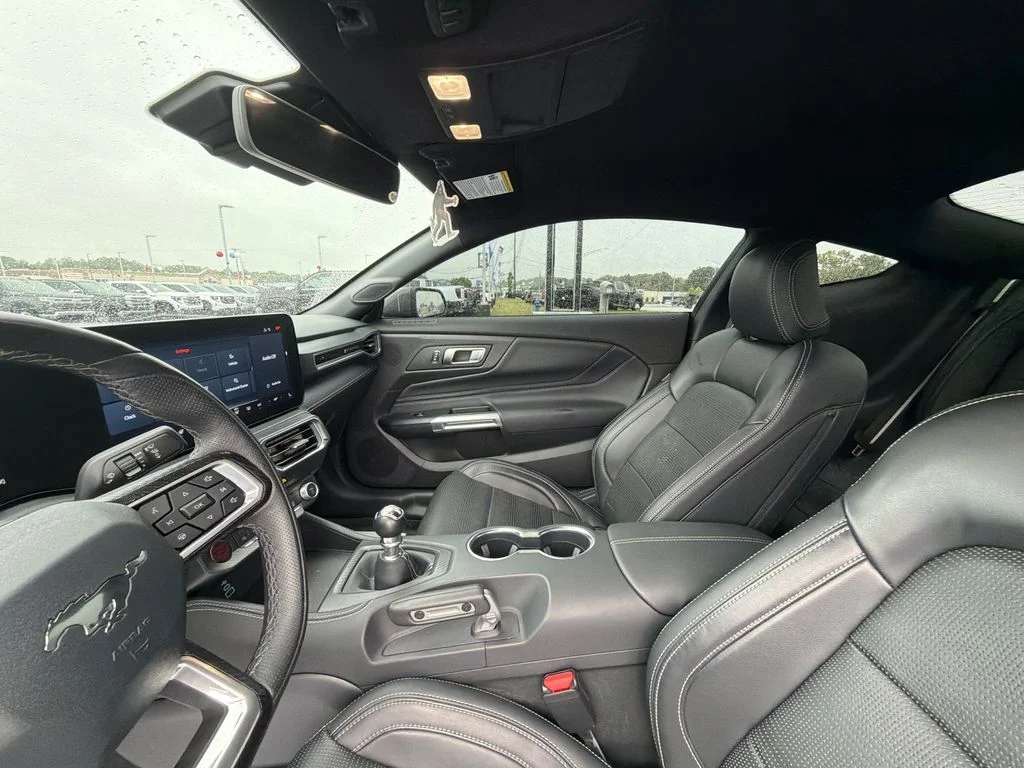 Used 2025 Gray Ford GT Premium image 11