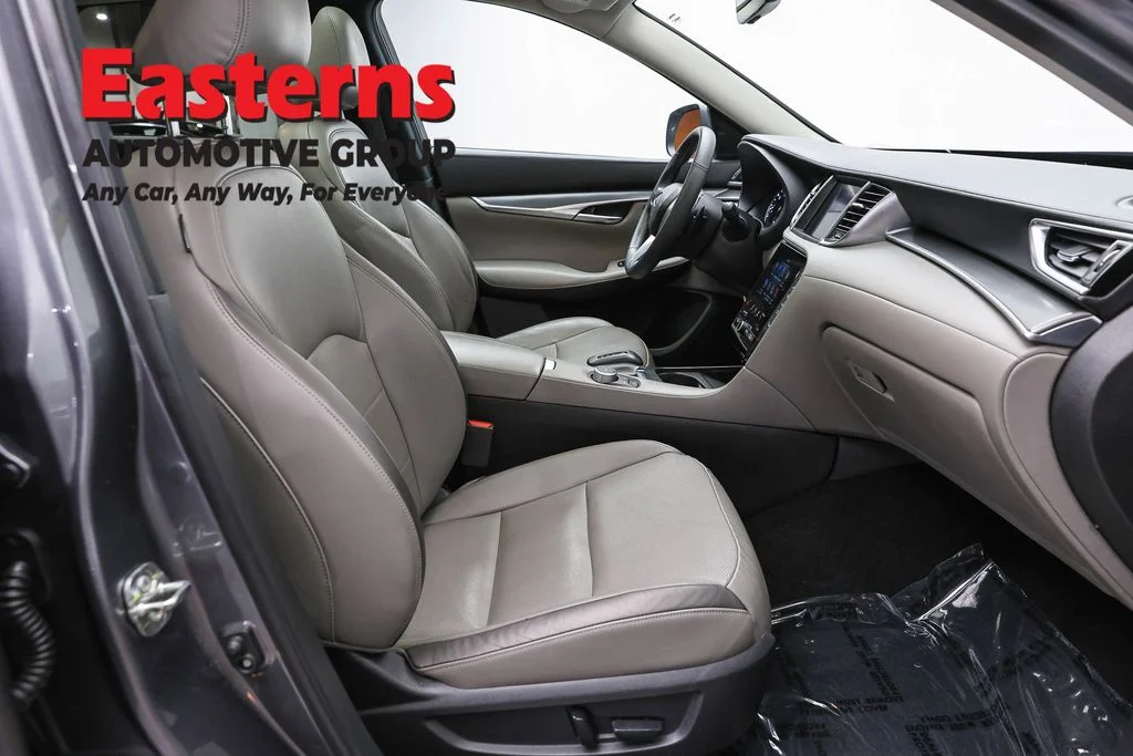 Used 2023 Gray INFINITI LUXE image 26