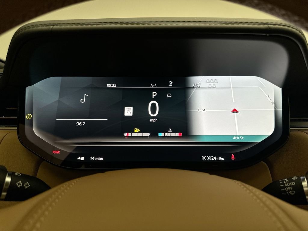 New 2026 Fuji White Land Rover SE image 15