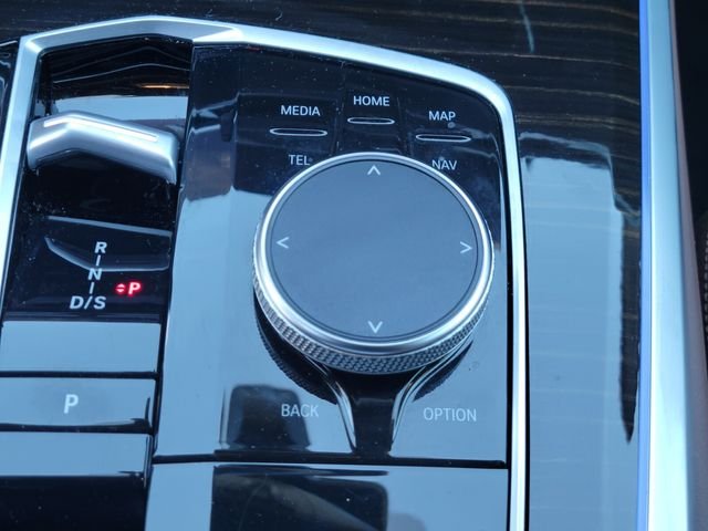 Certified Used 2024 White BMW xDrive40i image 26