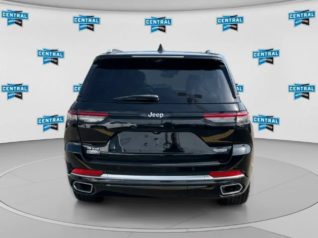 Certified Used 2022 Black Jeep Summit image 5