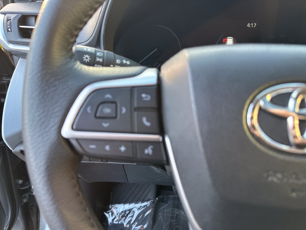 Used 2026 Heavy Metal Toyota XLE image 20